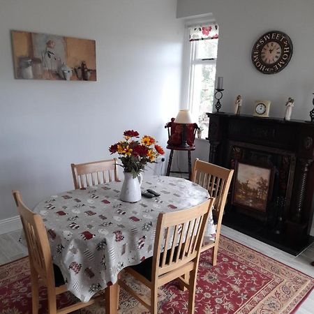 Maryrose Cottage Rasharkin エクステリア 写真