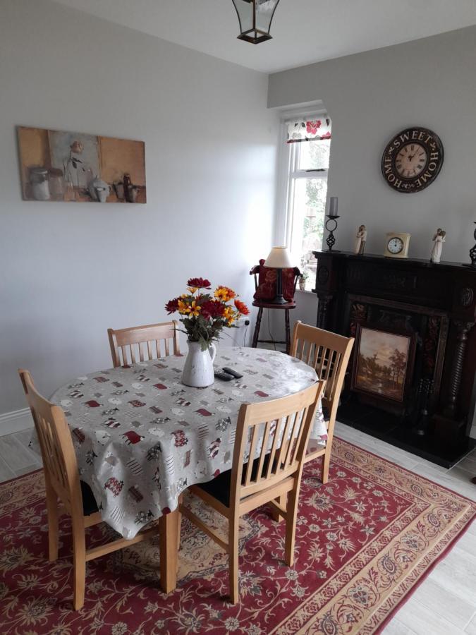 Maryrose Cottage Rasharkin エクステリア 写真